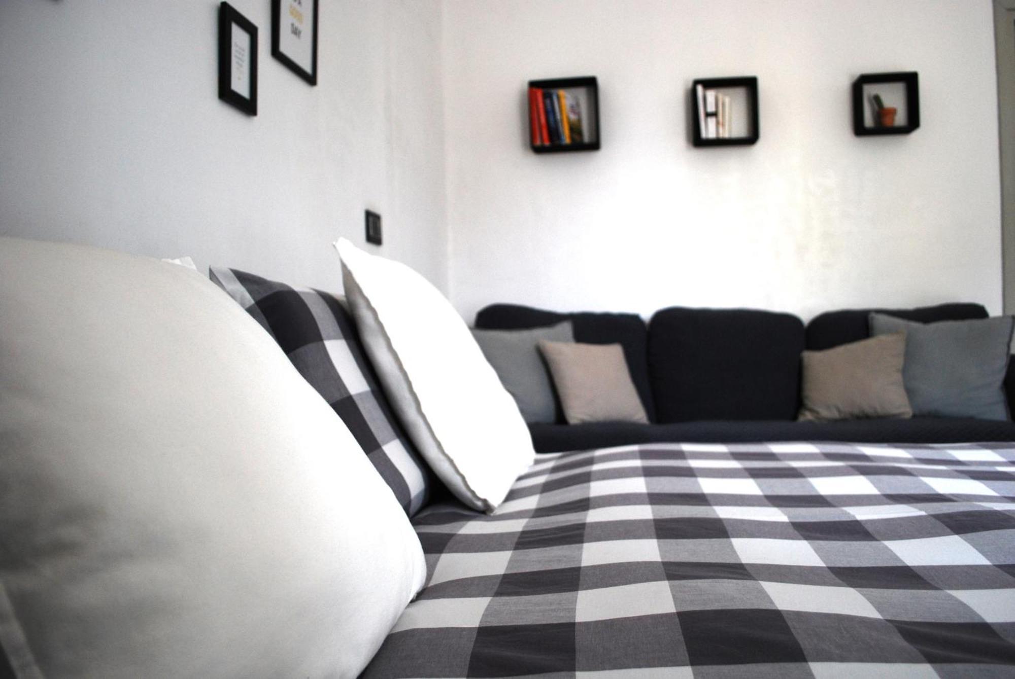 アローナ Le Stanze Di Alicam Bed & Breakfast エクステリア 写真