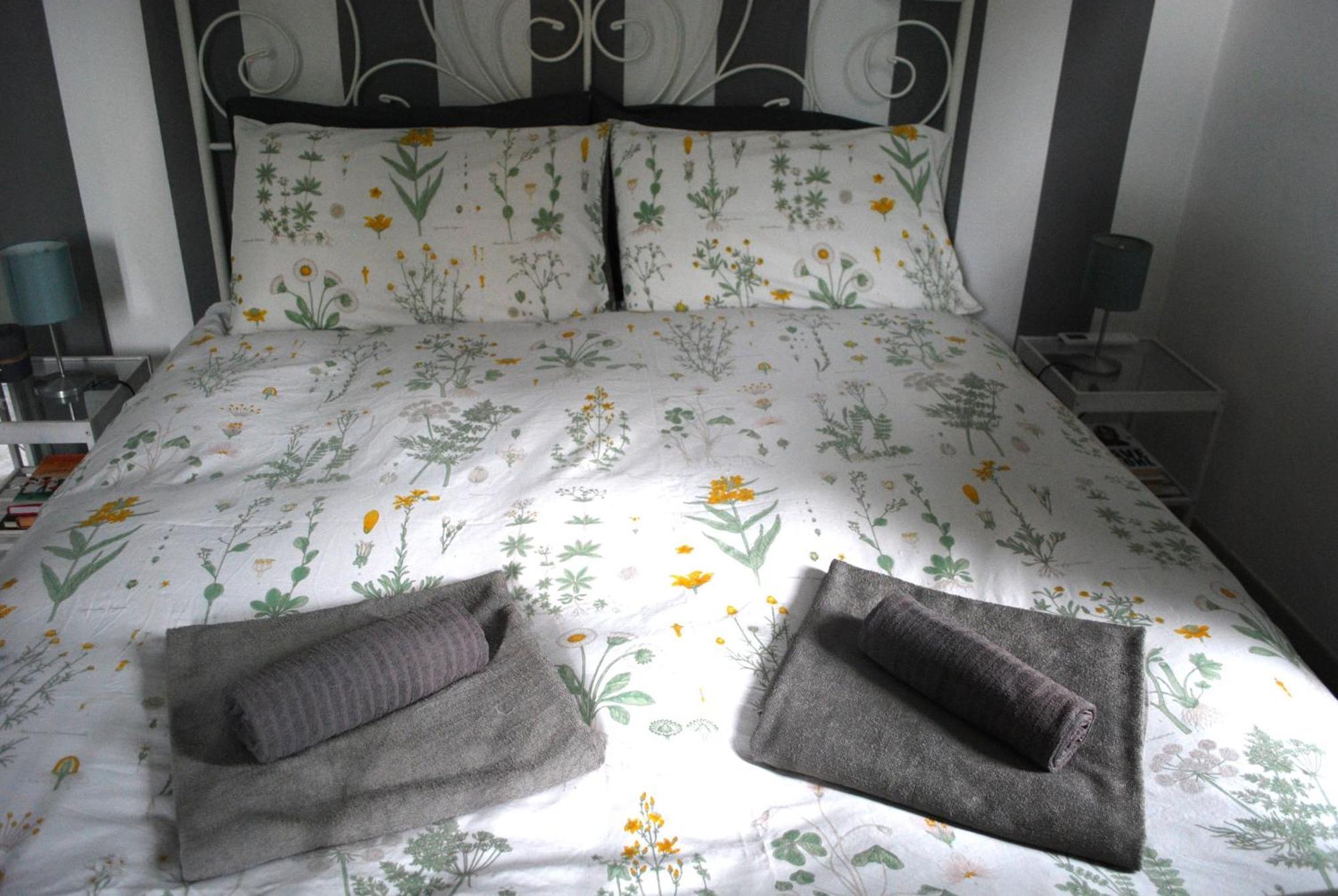 アローナ Le Stanze Di Alicam Bed & Breakfast エクステリア 写真